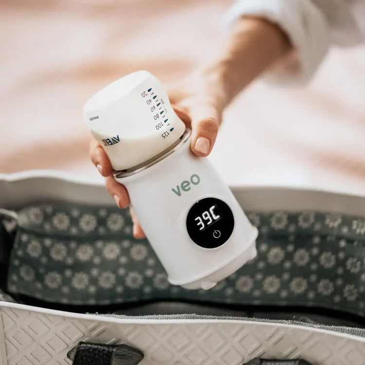 VEO | The first battery-powered portable bottle warmer